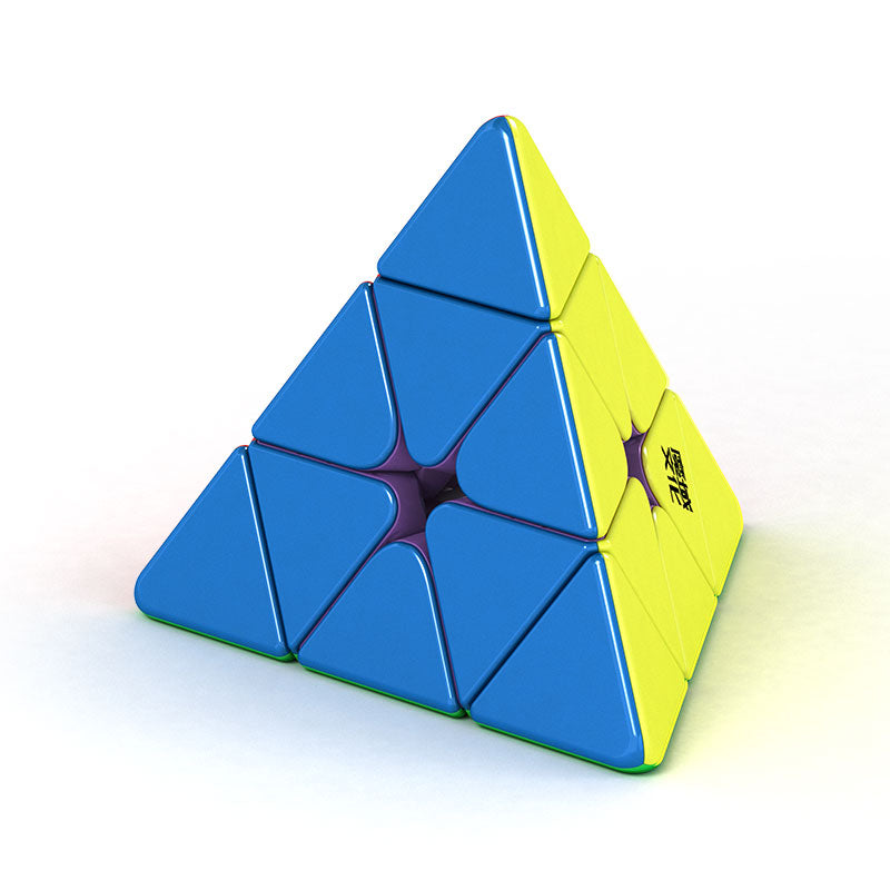 MoYu WeiLong M Pyraminx MagLev — ürün görünümü